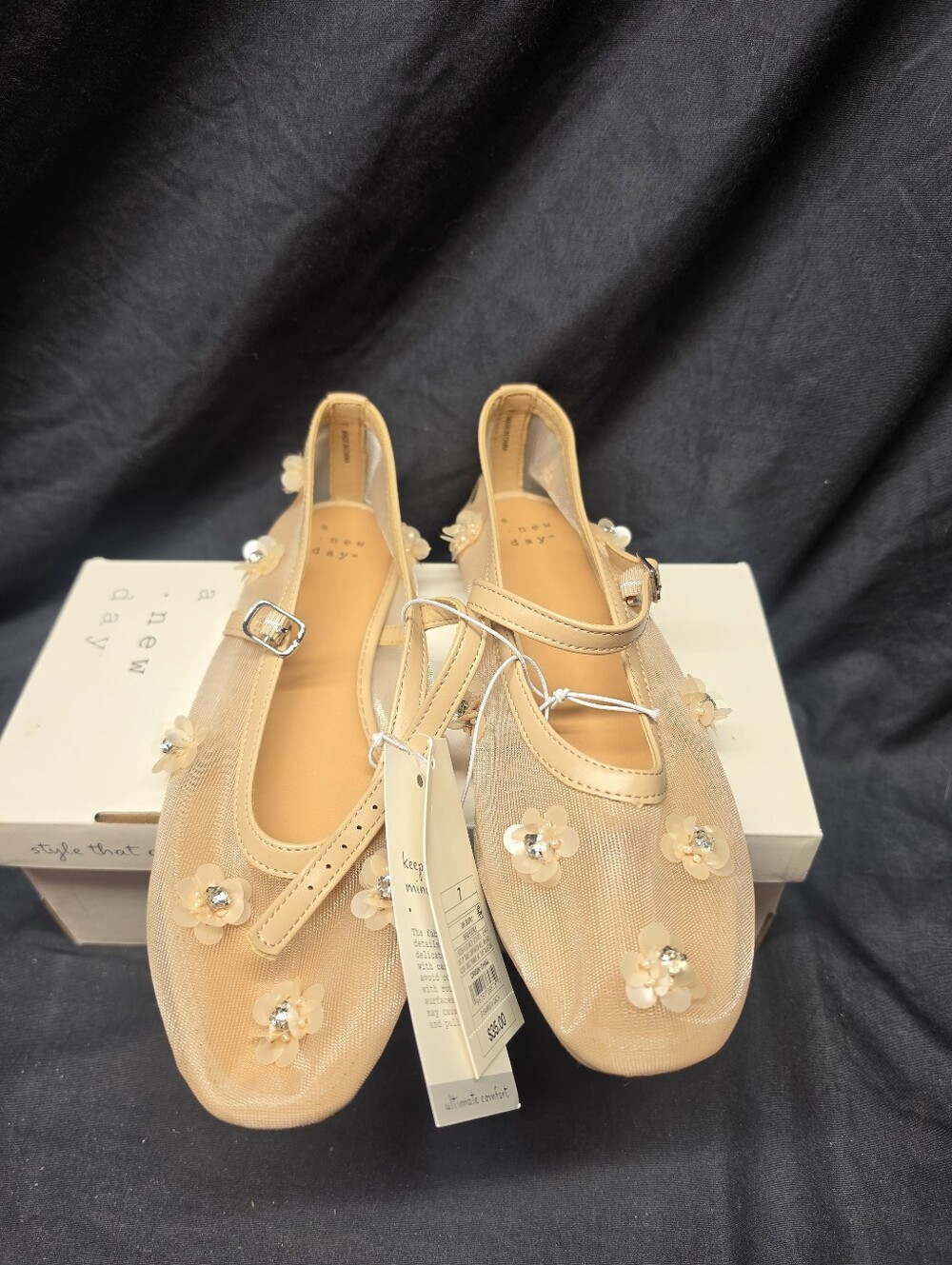 A New Day Everly Floral Mesh Mary Jane Flats Women's 7 Nude Blush NWT Box